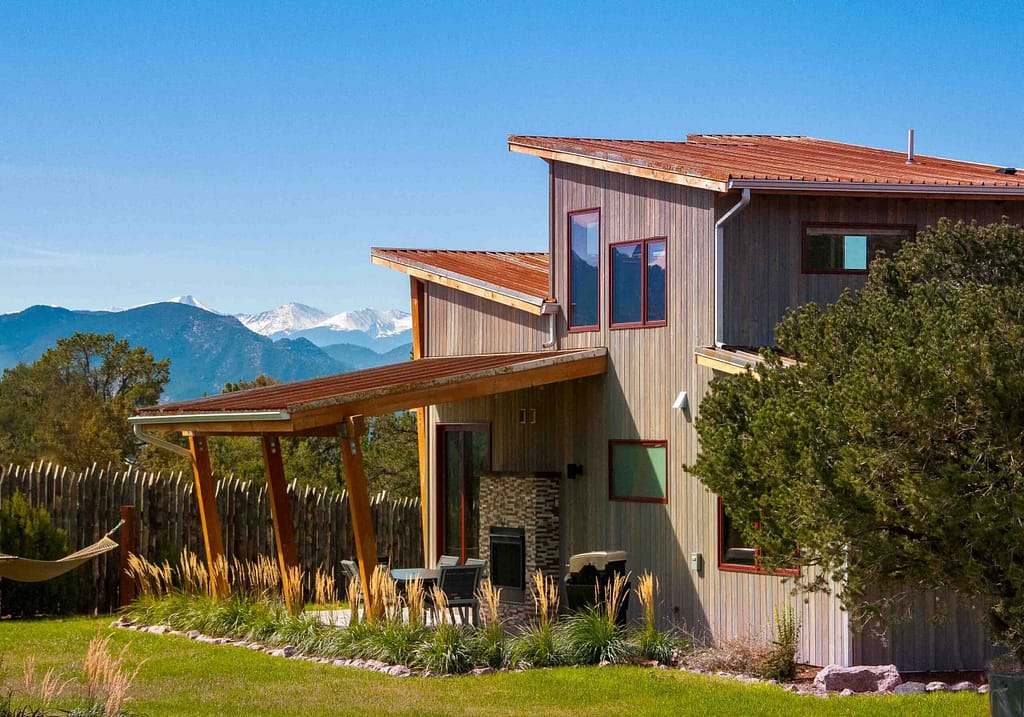 Maximizing Your Savings on Luxury Cabins for Peak Travel Seasons.