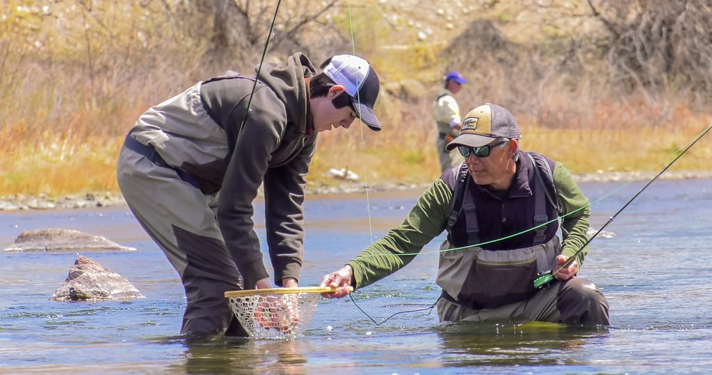 The ultimate guide to cabin camping and top fishing areas near Cañon City.