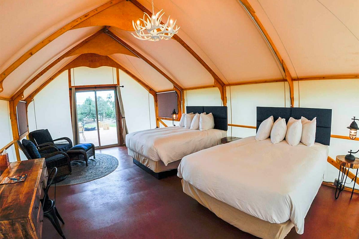 RGC-Glamping-double-queen-interior-6x4