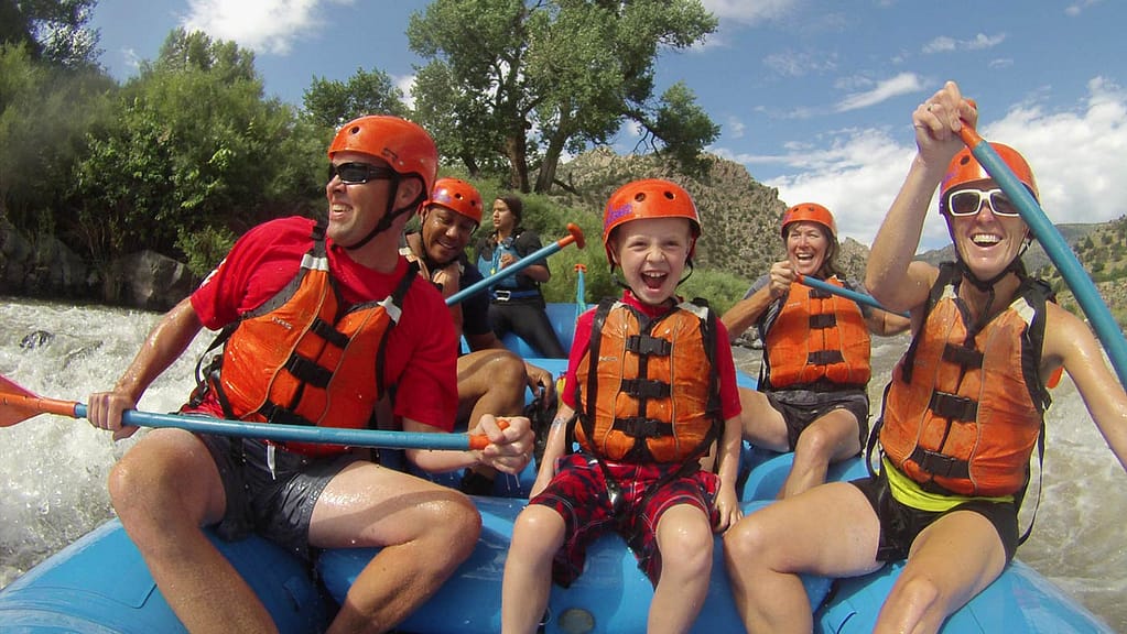 The Royal Gorge Train Rides - Echo Canyon Rafting