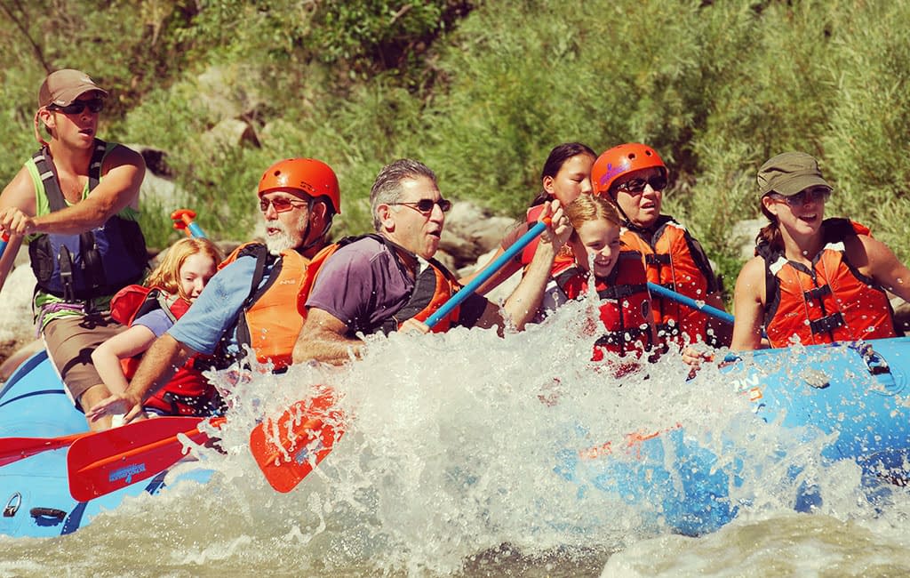 Winter Snow and Rafting - Echo Canyon Rafting